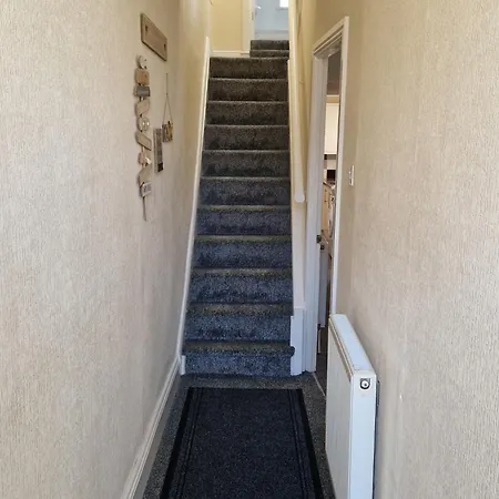 18 Howard Street * Σκάρμπορο