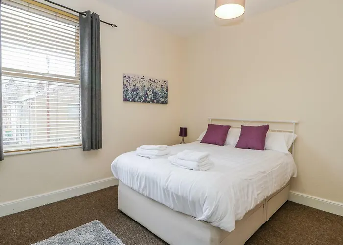 18 Howard Street Scarborough